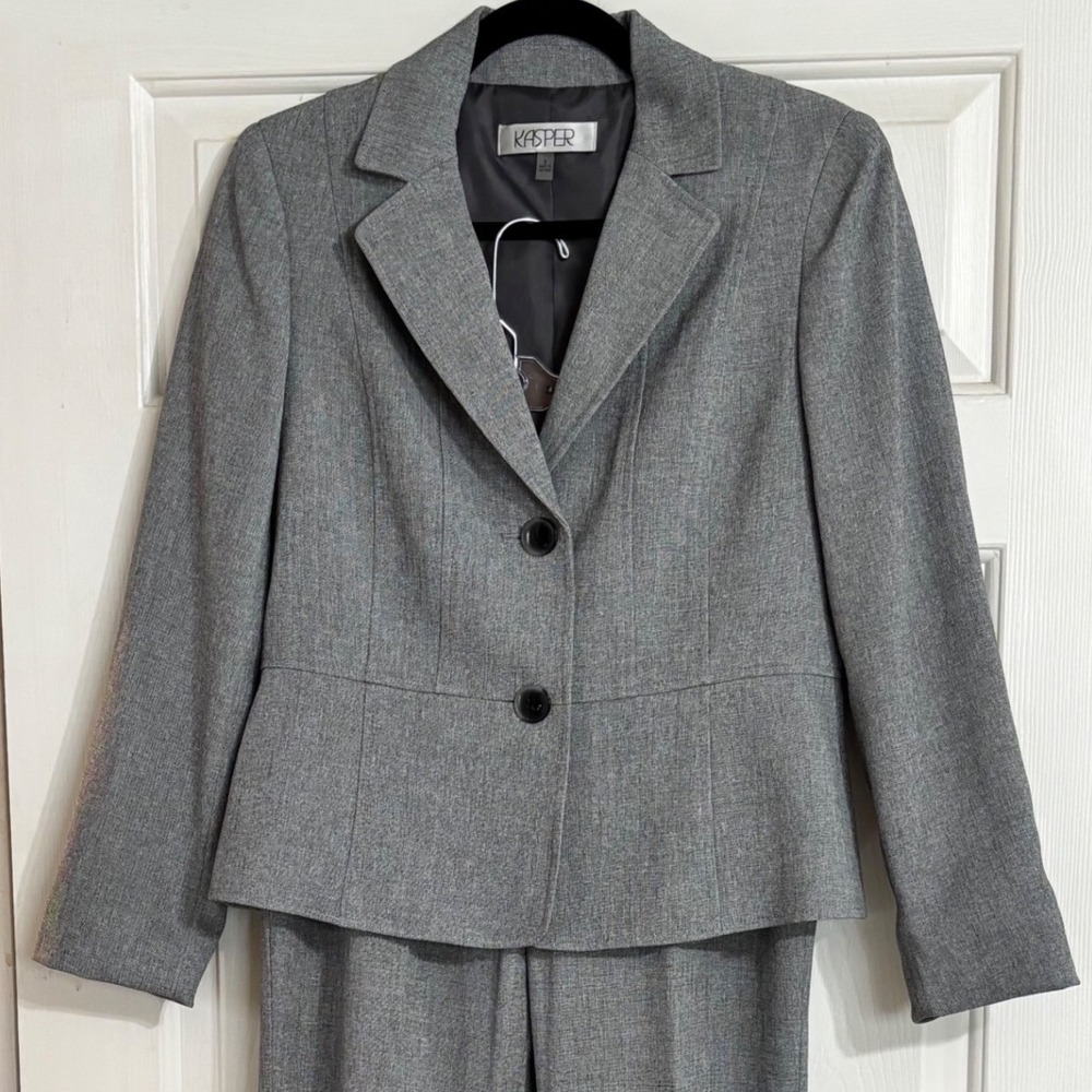 Kasper Pant Suit Womens 6 Gray 2-Piece 2 Button Blazer Straight Leg Kate Fit